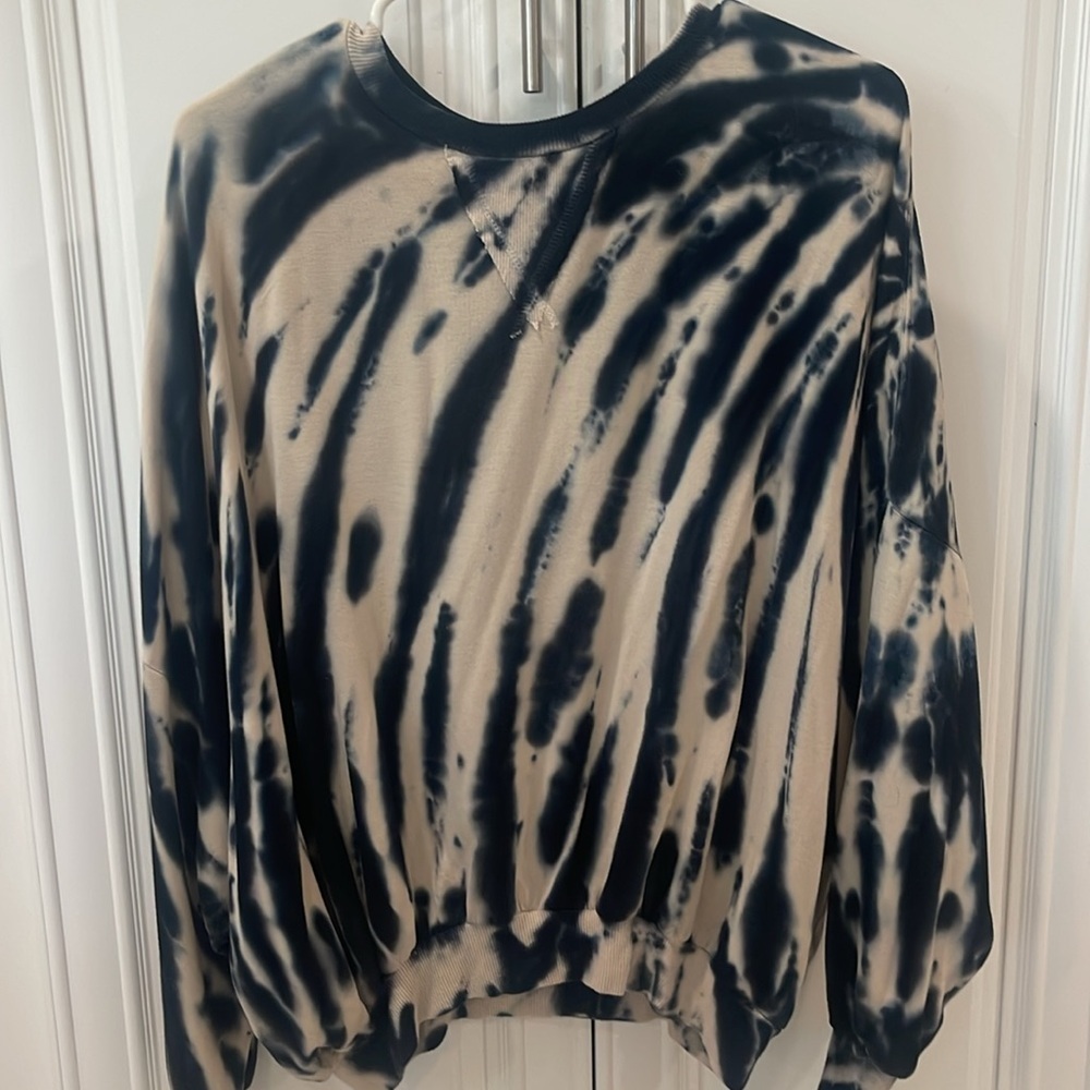Young fabulous & Broke tie dye batwing pull over top sweater oversized size S - Picture 3 of 12